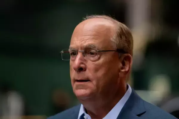 物言う投資家ブルーベル、世界最大の資産運用会社ブラックロックＣＥＯに退任要求