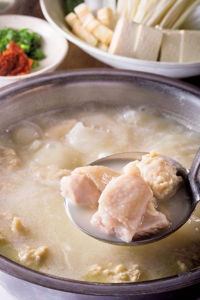 芝浦の博多水炊き専門店は連日予約殺到!自慢の鶏スープで身体ポカポカお肌ツルツル☆