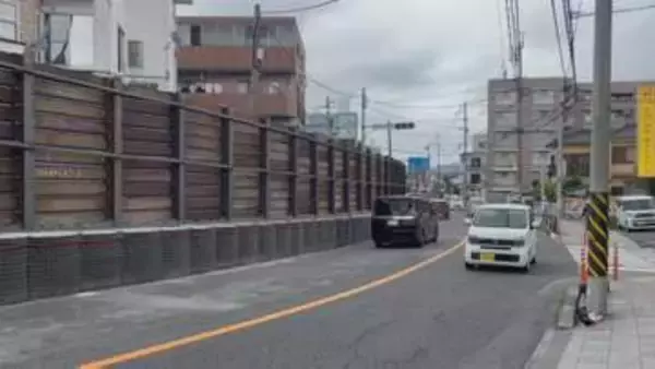 武岡トンネル近く　武3丁目の崩落現場　18日午前11時から全面通行　歩道はまだ通れず　鹿児島市