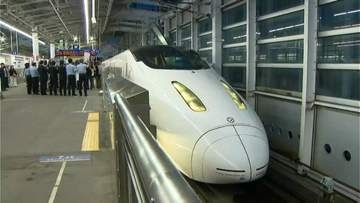 九州新幹線が52日ぶり全線運転再開「一生に一度の新婚旅行」喜びの声　鹿児島