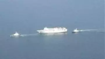 フェリー屋久島2がトラブル　乗客40人乗せ鹿児島湾で漂流　鹿児島港にえい航