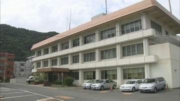 「バチバチ」という音がして外に出たら火…　喜界町で住宅１棟全焼　住人夫婦は逃げ出して無事　鹿児島