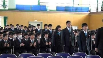 「楠隼に新しい風」春から共学化の楠隼中学校で入学式　女子生徒23人入学　鹿児島