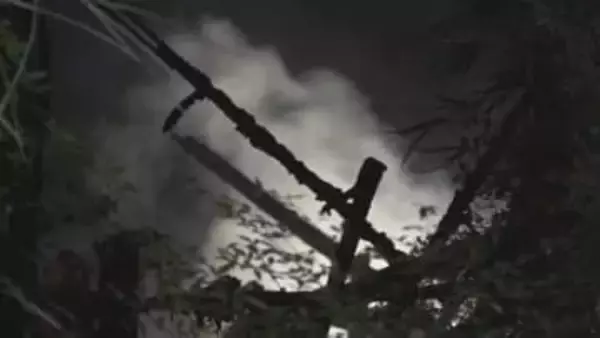 「母と連絡がとれない」住宅など3棟焼く火事、焼け跡から遺体　鹿児島・鹿屋市輝北町