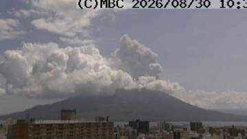 桜島で噴火 噴煙2000ｍ 灰は鹿児島市吉野方向へ【きょう・あすの降灰予報】鹿児島