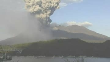 桜島で噴火　噴煙１４００ｍ【18日の降灰予報】鹿児島