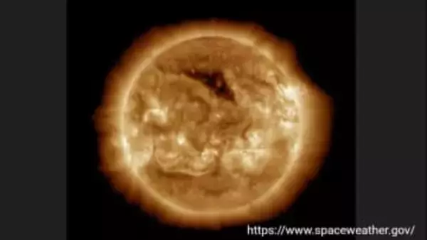 「太陽フレア」連続発生　そもそも太陽フレアって？「地磁気嵐」「 高エネルギー粒子現象」は終息