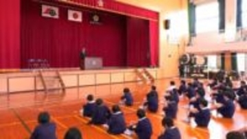 「閉校までみんなでめっちゃ遊びたい」桜島・桜洲小学校で最後の始業式　鹿児島市