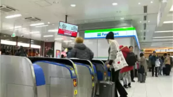 「日本のお正月は特別」海外からの帰省客も笑顔　鹿児島でもUターンラッシュ始まる