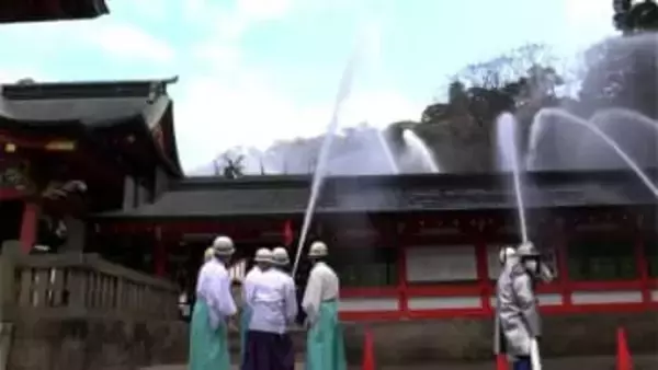 国宝を火災から守る・霧島神宮最新設備を使う初の防火訓練　鹿児島