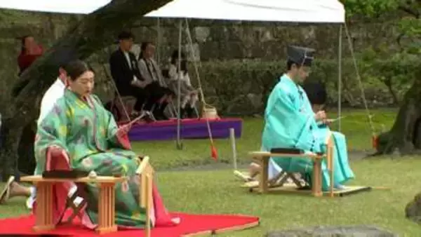 「光栄な思い」仙巌園で春の伝統行事「曲水の宴」行われる　鹿児島市