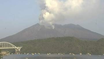 桜島で噴火 噴煙1400ｍ 【きょう・あすの降灰予報】鹿児島