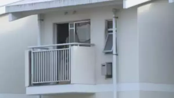 鹿児島市営住宅で火災　1人が救急搬送　消火活動つづく