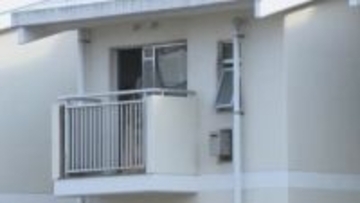 鹿児島市営住宅で火災　1人が救急搬送　消火活動つづく