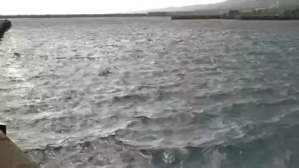 海上波が高く海の便に乱れ　種子屋久航路のフェリー欠航　あす18日も波高い見込み　鹿児島