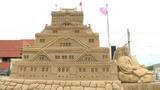「大阪城、万里の長城も砂像に「吹上浜砂の祭典」始まる　今年は「城物語」テーマに　鹿児島・南さつま市」の画像1