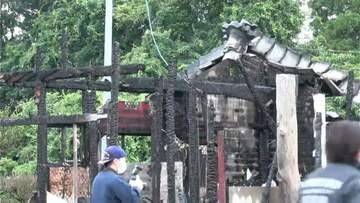 消火活動中に周辺を歩く姿…自宅に放火した疑いで27歳男を緊急逮捕　父親は外出中　鹿児島