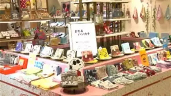 「まわるハンカチ」！？九州初の回転寿司レーン活用　ユニークな売り場で選ぶ時間も楽しんで　鹿児島市・山形屋