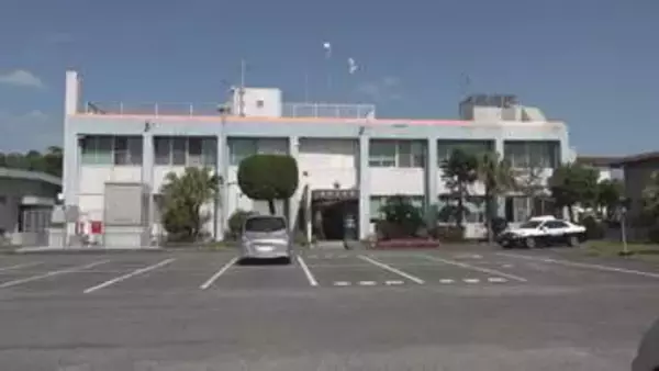 集団走行の原付バイク同士が接触　男子高校生(17)1人死亡　1人病院で手当て　枕崎市の国道226号