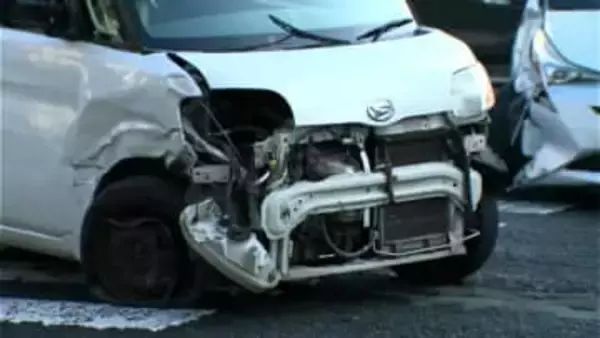 国道3号で車4台が絡む事故　軽乗用車運転の女（36）酒気帯び運転の疑いで現行犯逮捕　鹿児島市