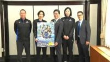 「年内最後の試合は鹿児島で勝ち越しを」女子SVリーグ　クインシーズ刈谷　あす27日からの試合を前に鹿児島市長を表敬訪問