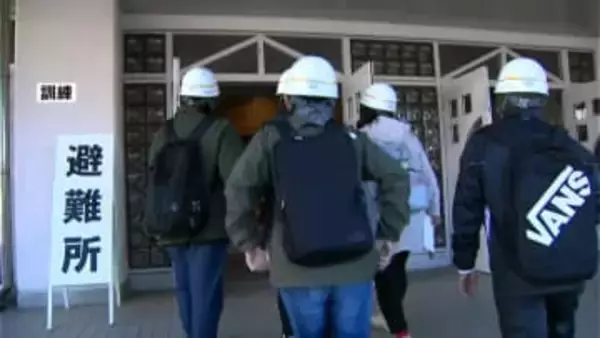 桜島“大正噴火”から112年 噴火警戒レベル5想定の訓練　島民が市街地側に避難