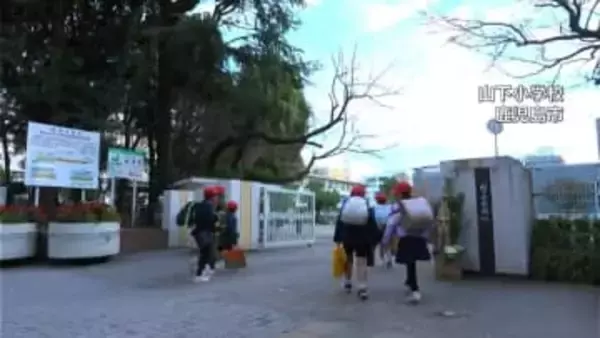 「お餅いっぱい食べた！」冬休み明けの教室に活気　小中学校3学期スタートで友達との再会に笑顔　鹿児島