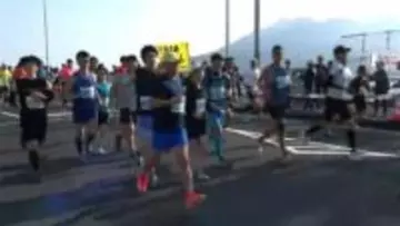 鹿児島マラソン号砲　フルマラソン男子優勝は石岡大侑選手（出水中央高校出身） 女子優勝は冨井菜月選手