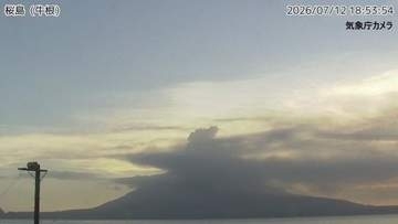 噴煙高さ1000m　桜島南岳山頂火口で再び噴火　鹿児島
