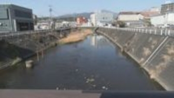 川に男性が仰向けに倒れている　死亡確認　事件事故の両面で捜査　鹿児島・鹿屋