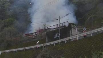 「木造平屋の住宅から黒煙が出ている」鹿児島市小野で住宅火災　現在も消火活動続く