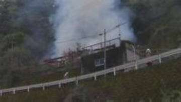 「木造平屋の住宅から黒煙が出ている」鹿児島市小野で住宅火災　現在も消火活動続く