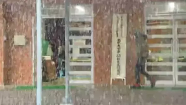 南国・鹿児島の投票所も雪　多くの有権者訪れ一票を投じる　衆議院選挙