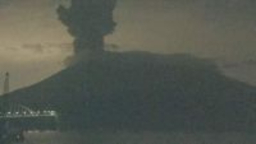 桜島で爆発　噴煙1600ｍ「鹿児島市街地側に降灰予想」噴石9合目まで飛散【18日19日の降灰予報】鹿児島・宮崎・熊本