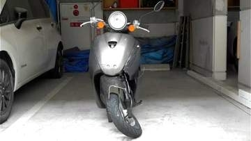交差点で原付バイクとごみ収集車が衝突　原付バイクの運転手が意識不明の重体　鹿児島市堀江町