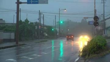 梅雨前線が停滞　種子島・屋久島地方　あす17日昼にかけ大雨のおそれ　鹿児島
