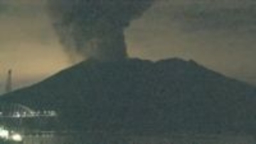 桜島で噴火　噴煙1600メートル上がる　鹿児島