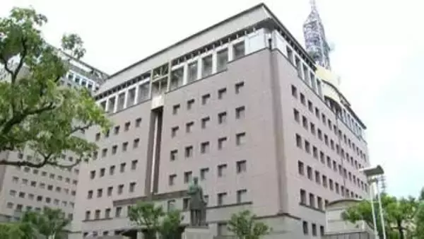 知人女性宅の窓ガラス割って侵入した疑い　鹿児島市の男(29)逮捕　「やっていない」容疑を否認