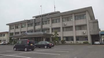 「お金に困っていた」レジから現金１７万円を盗んだ疑い　自称・建設作業員の男(29)を逮捕　鹿児島