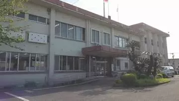駐車していた車に知らない何者かが乗って…ドラレコに男の姿が記録　面識ない女性の車をスペアキー使って盗んだ疑い　会社員の男（39）逮捕