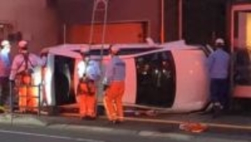 乗用車が歩道上で横転　40代男性が運転、別の車に接触も　鹿児島市西田3丁目の市道