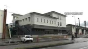 床には大島紬の龍郷柄　奄美大島・名瀬港に新しい旅客ターミナル完成　鹿児島