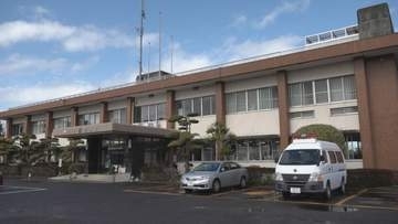 整備工場でトラックとブレーキ検査機械の間に挟まれ男性（77）死亡　車検の準備中か　鹿児島・肝付町