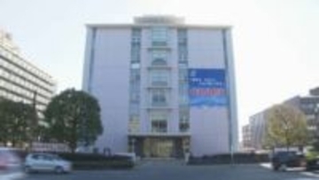 知人女性の友人に性的暴行加えけがをさせた罪　男が起訴内容認める