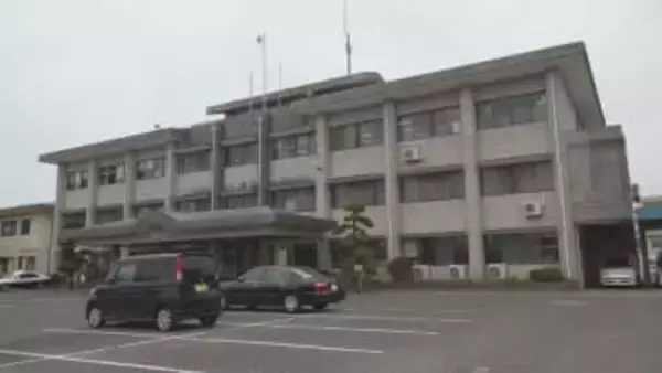 コンビニで「おつまみ」と「ズボン」盗んだ疑いで女(64)逮捕　鹿児島・薩摩川内市