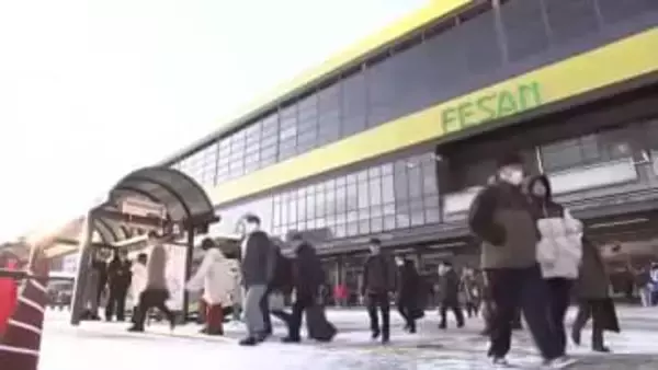 正月休み明け、街に日常の風景戻る「のんびり過ごせた」「体を慣らすのがちょっときつい」　岩手県盛岡市