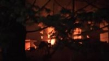 「ストーブから出火」住宅1棟全焼、男性がやけど　岩手県紫波町