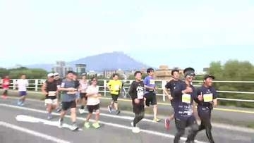 約8000人が秋の盛岡を駆け抜ける　いわて盛岡シティマラソン開催　岩手県