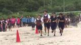 「沿岸×内陸の高校生100人が「海の運動会」で砂浜スポーツ交流　岩手・山田町浦の浜海水浴場」の画像1