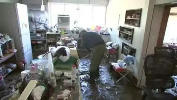 記録的大雨で住宅に土石流直撃　「逃げなきゃ」住民避難、農作物にも深刻な被害　岩手県